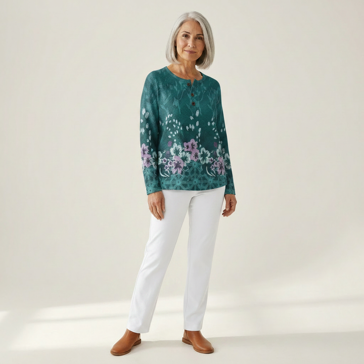 Yolande – Türkiser Pulli mit Blümchen