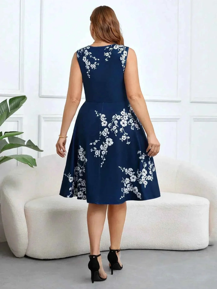 Danica – Blumen-Kleid im Wickelstil