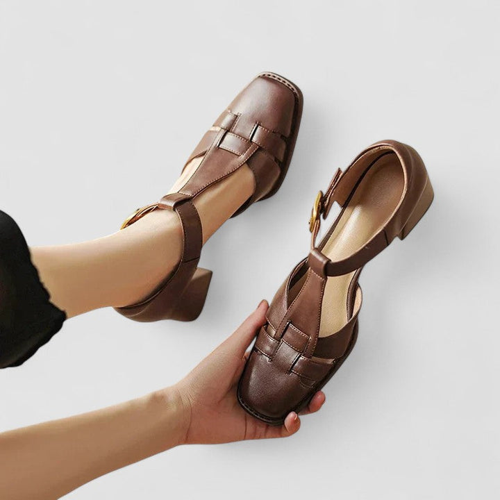 Scarlett – Orthopädische T-Strap-Blockabsatzschuhe