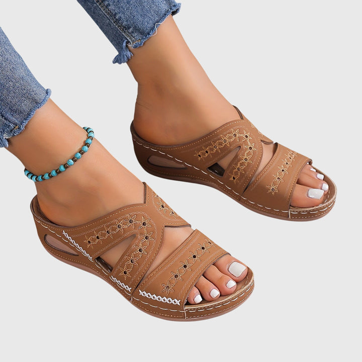 Bonnie – Elegante orthopädische Sandalen