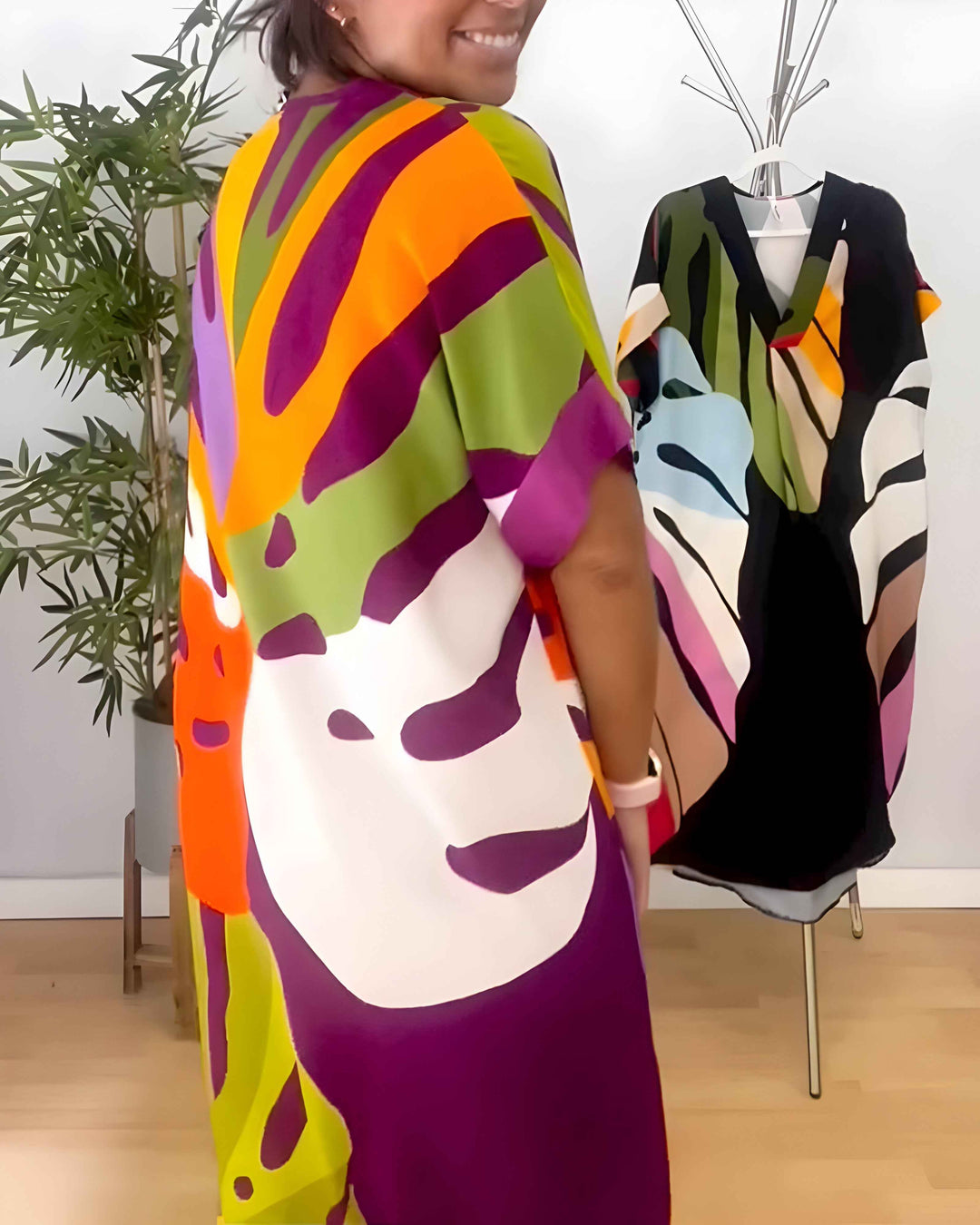 Rianna – Kleid mit abstraktem Print