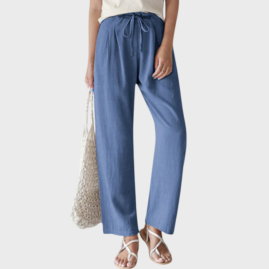 Calças de relaxamento Liselotte Salzburg em algodão azul com cintura subida e cordão ajustável, estilo casual.