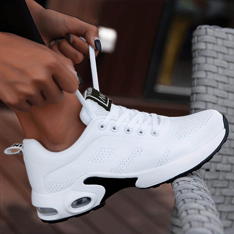 Luftgefederte atmungsaktive rutschfeste Sneaker