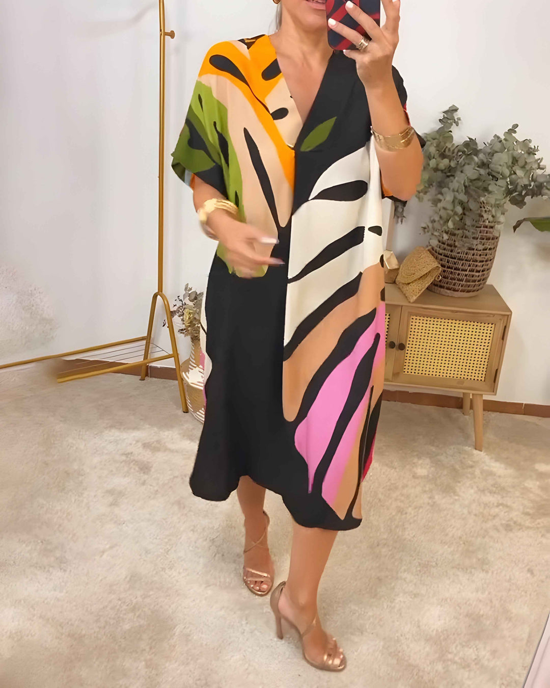 Rianna – Kleid mit abstraktem Print