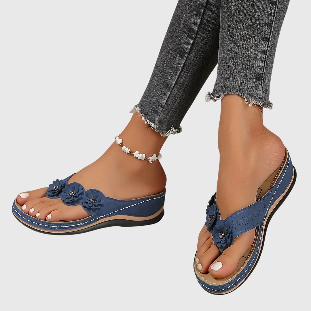 Asha – Elegante orthopädische Pantoletten