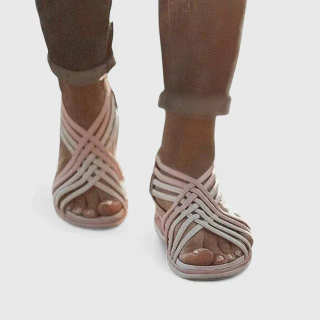 Ashlyn – Elegante orthopädische Sandalen