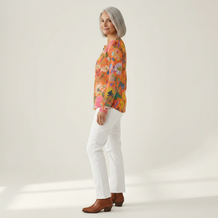 Florence – Orangefarbener Pulli mit Blumen