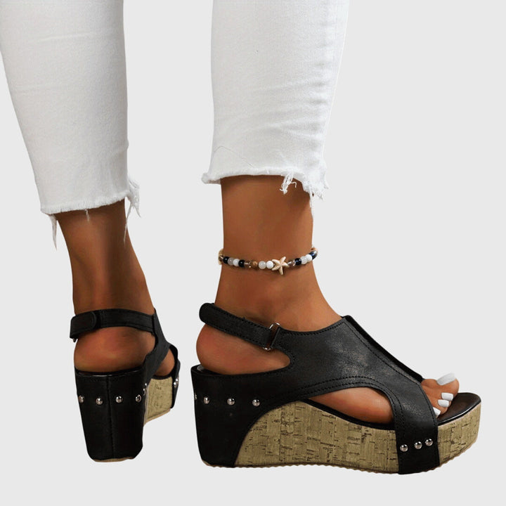 Lucinda – Schicke orthopädische Sandalen