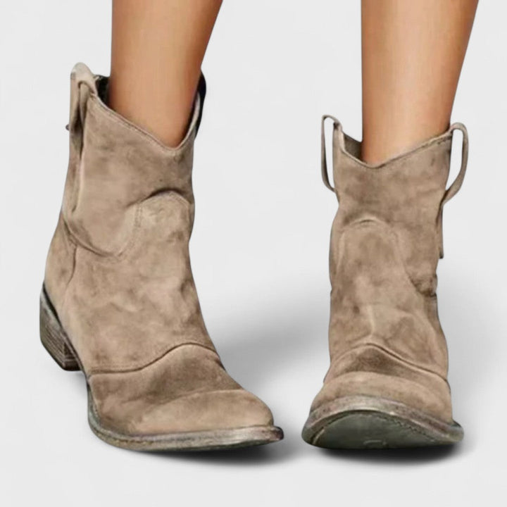 Carlotta – Zeitlos elegante Stiefeletten