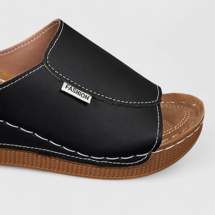 Amiralie – Leichte und elegante Sandalen
