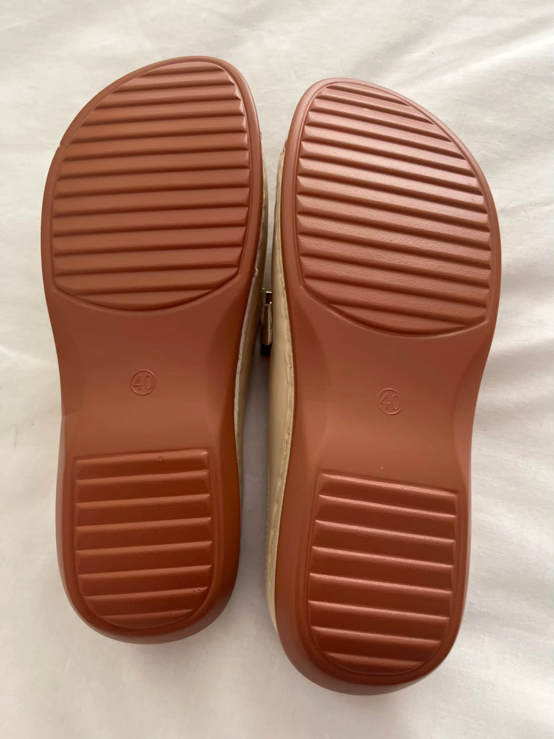 Gracie – Leichte Slip-on-Sandalen