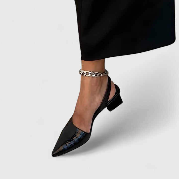 Delta – Schicke Absatzsandalen