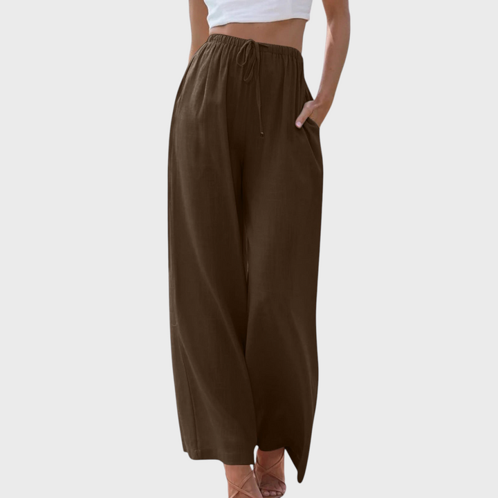 Calças largas castanhas Liselotte Salzburg com cintura ajustável, ideais para um look de verão elegante e confortável.