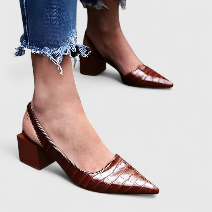 Delta – Schicke Absatzsandalen