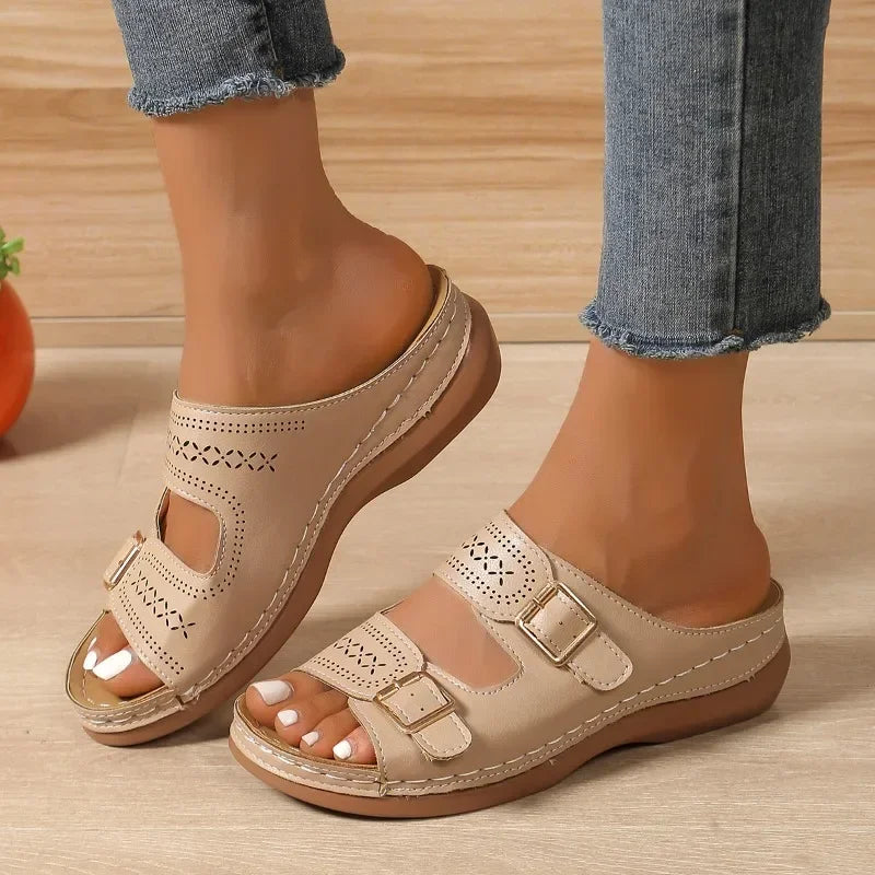 Jade – Verstellbare orthopädische Sandalen