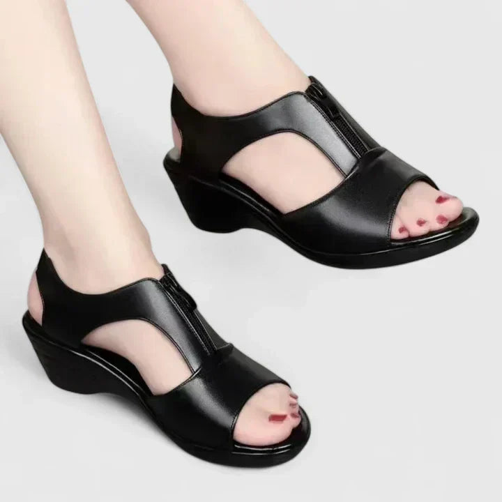 Farrah – Elegante orthopädische Sandalen