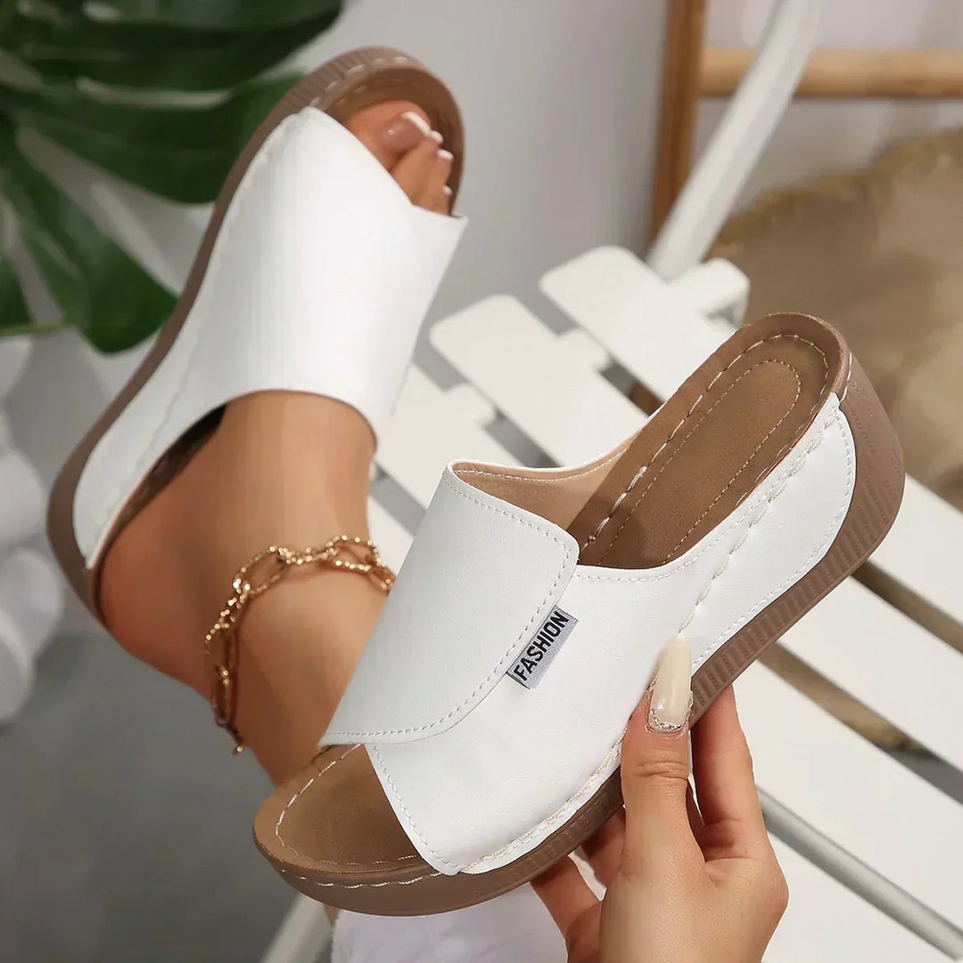 Rumi – Orthopädische Keilsandalen