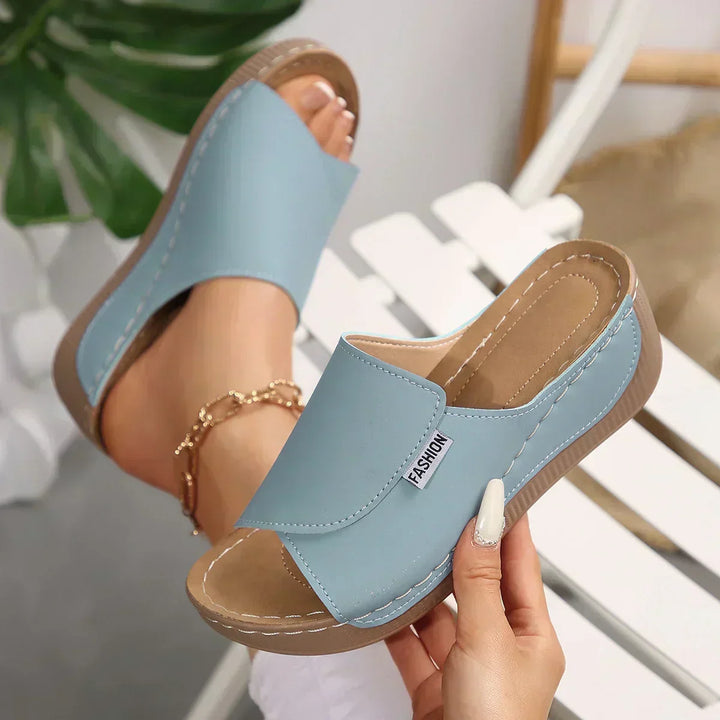 Rumi – Orthopädische Keilsandalen