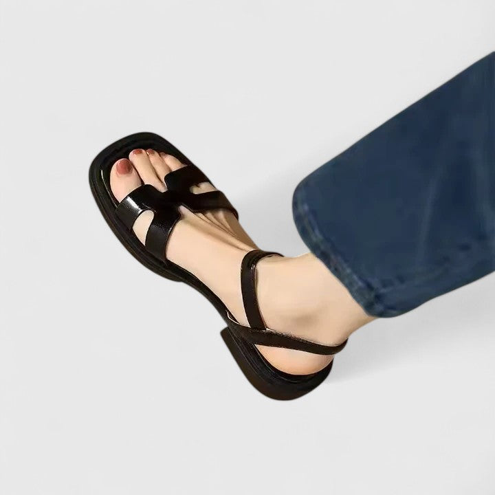Clover – Elegante Sandalen