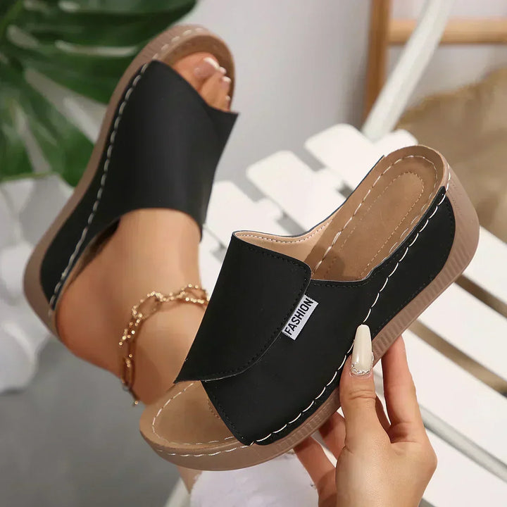 Rumi – Orthopädische Keilsandalen
