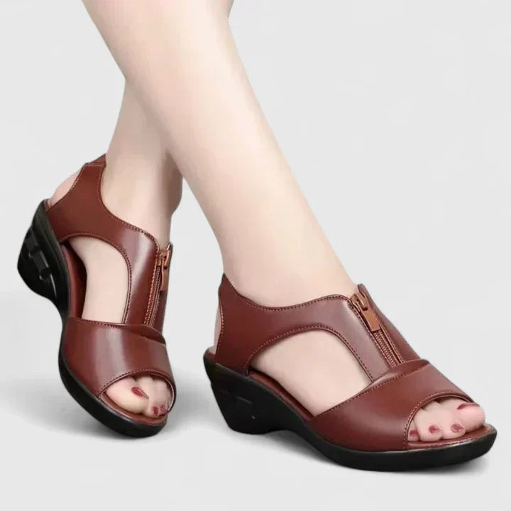 Farrah – Elegante orthopädische Sandalen