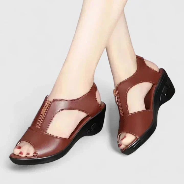 Farrah – Elegante orthopädische Sandalen