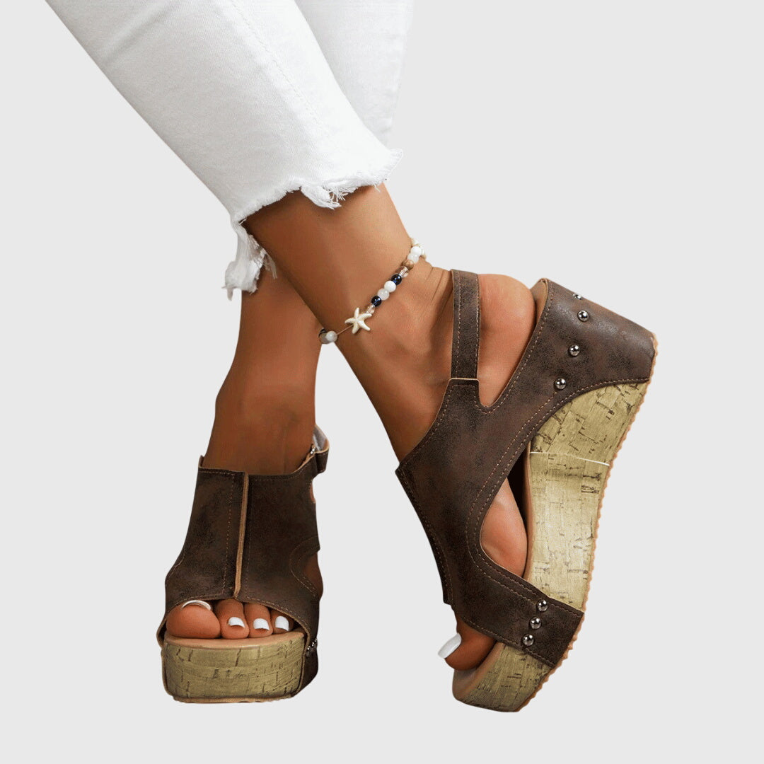 Lucinda – Schicke orthopädische Sandalen
