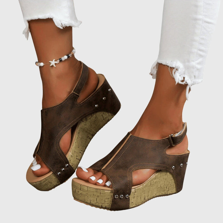 Lucinda – Schicke orthopädische Sandalen