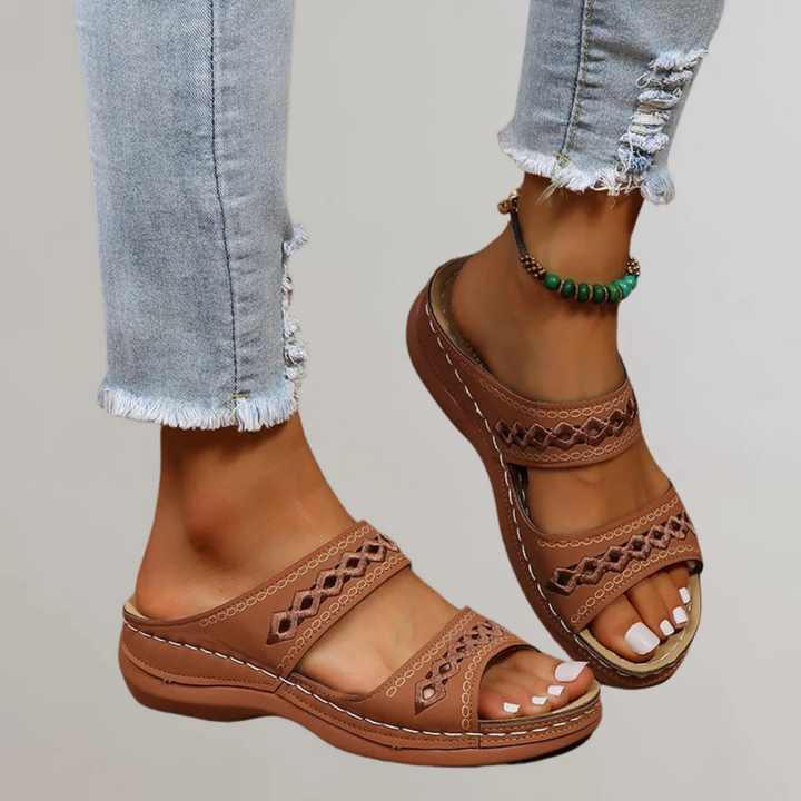 Estelle – Elegante orthopädische Sandalen