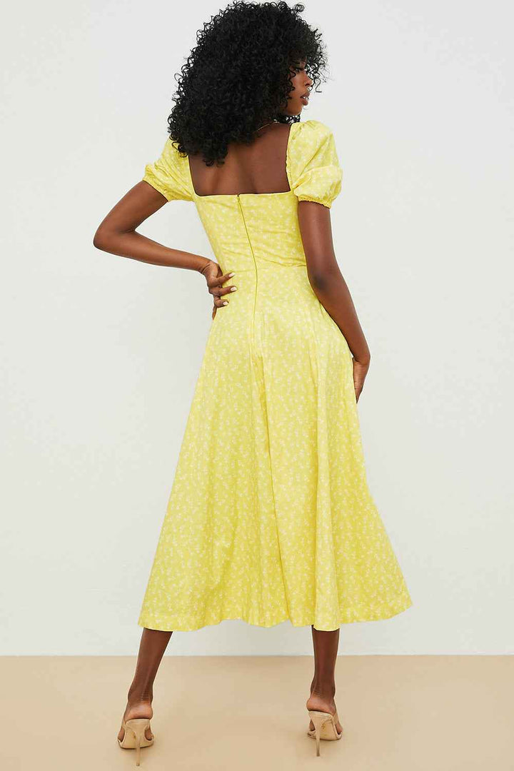 Aviana – Blumenkleid mit Puffärmeln